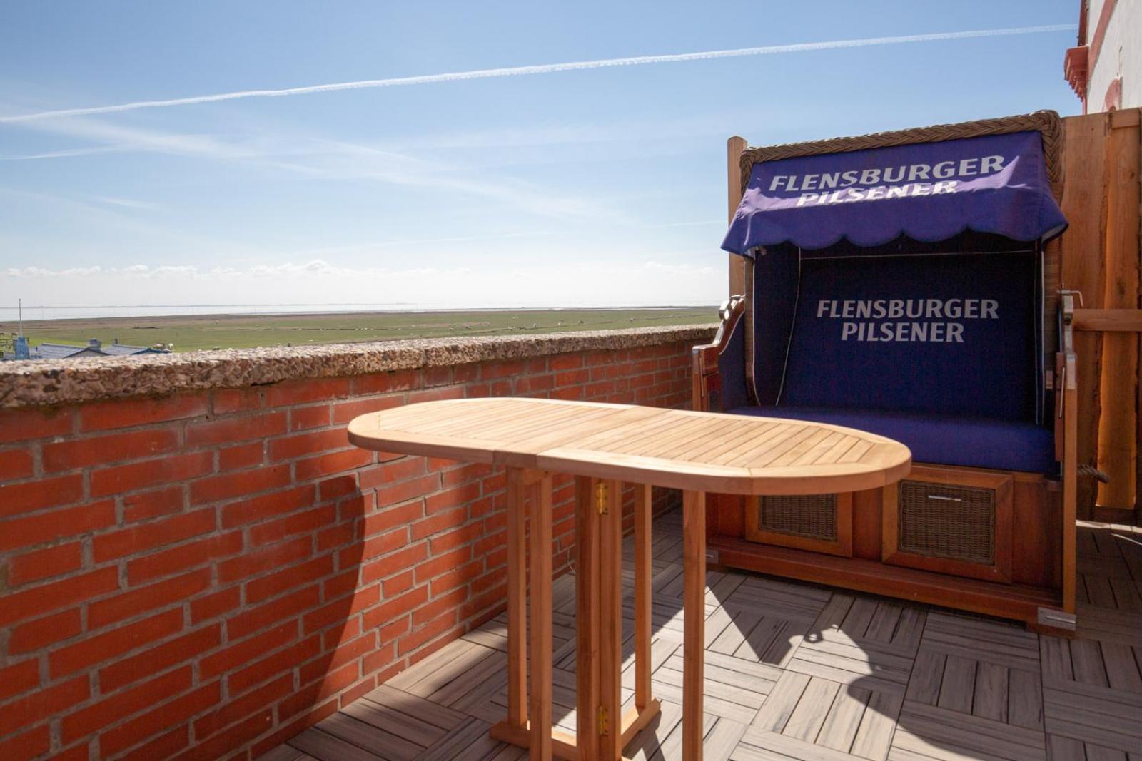 Ferienwohnung Ankerplatz Ueber Dem Hafen-Pub Pellworm Exterior foto